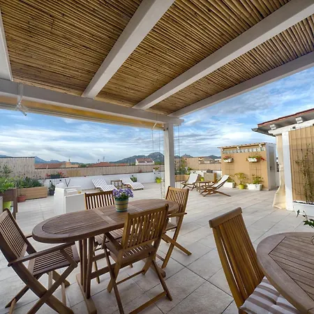 And Rooftop Terrace Center Guest house