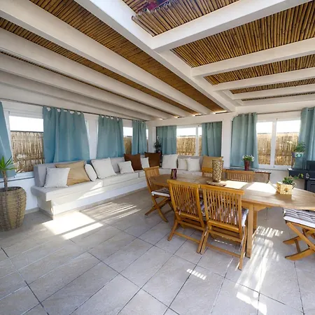 And Rooftop Terrace Center Guest house