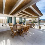 And Rooftop Terrace Center