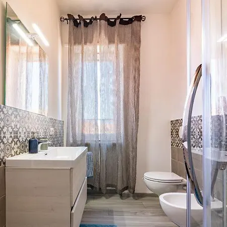 Terrace Center Konukevi Olbia