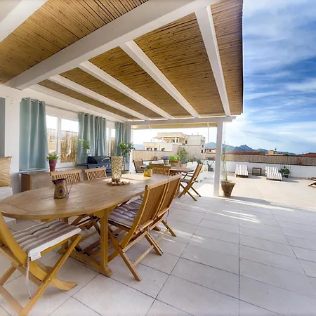 Konukevi Terrace Center 3*